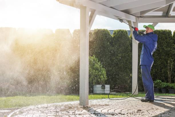 Why Choose Our Pressure Washing Services in Illinois